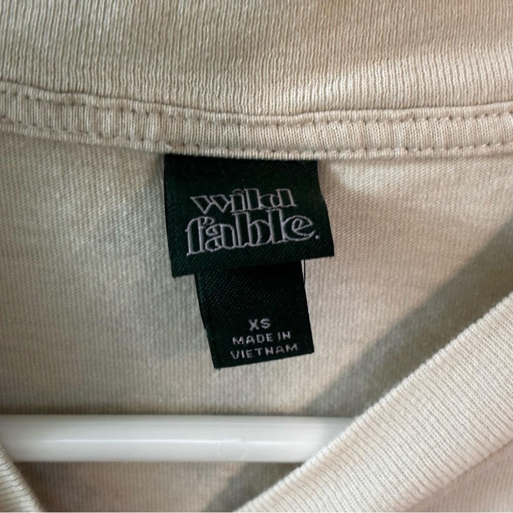 Wild Fable graphic tee - Picture 4 of 4